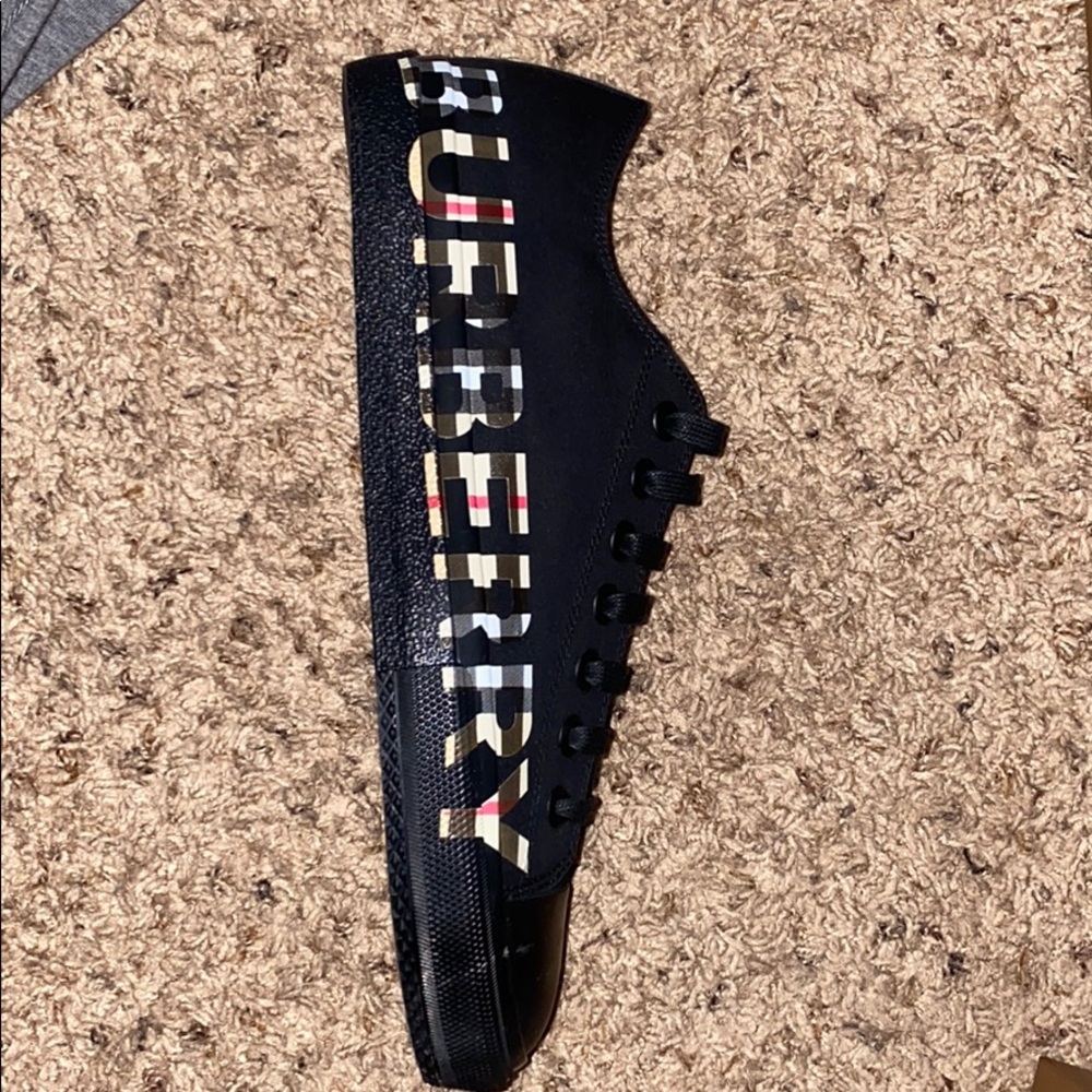 Burberry men’s sneakers